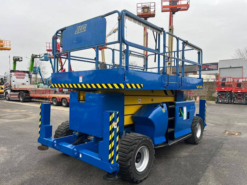 JLG 4394 RT diesel 4x4 15m (1732) - مرفاع مقصي: صورة 4 JLG 4394 RT diesel 4x4 15m (1732) - مرفاع مقصي: صورة 4