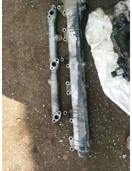 MAN / Турбина 53271013060c головка - المحرك و قطع الغيار: صورة 4 MAN / Турбина 53271013060c головка - المحرك و قطع الغيار: صورة 4