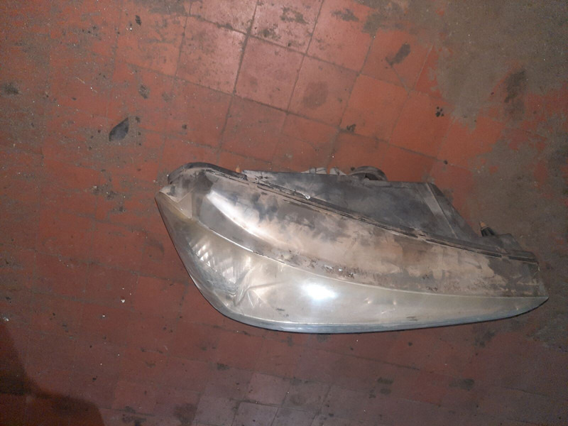 Scania Иризар Volvo. Ман. Мерседес - المصابيح الأمامية: صورة 5 Scania Иризар Volvo. Ман. Мерседес - المصابيح الأمامية: صورة 5