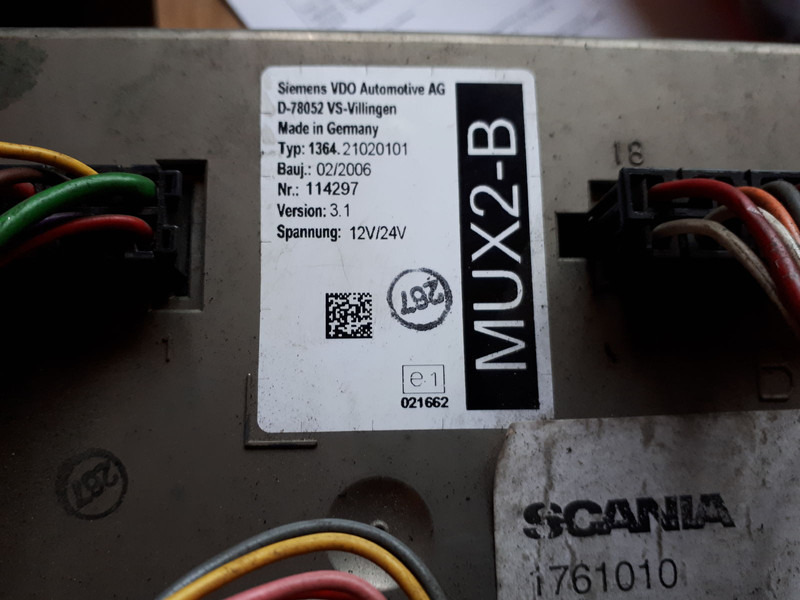 Scania MUX2-B MUX2-M.MUX2-B+/ ZR2-BS/ ZR2-BD - وحدة إي سي يو: صورة 3 Scania MUX2-B MUX2-M.MUX2-B+/ ZR2-BS/ ZR2-BD - وحدة إي سي يو: صورة 3