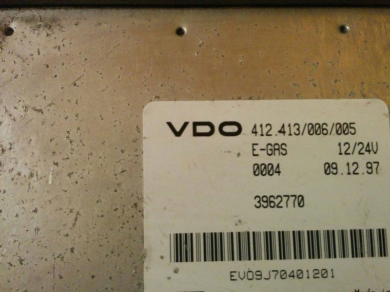 وحدة إي سي يو Scania VDO 412.413\006\002 . 412.413/006/005: صورة 17