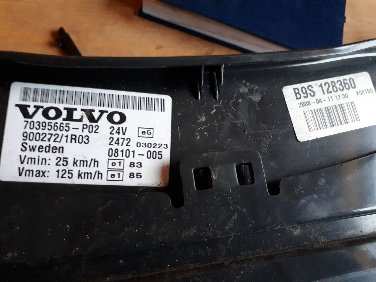 Volvo 70361832-1 . 70361831. 70329201-2 .22205475-P03. 70392912-P01/ Volvo B7 . B9. B12 . FH. Scania - لوحة العدادات - حافلة: صورة 5 Volvo 70361832-1 . 70361831. 70329201-2 .22205475-P03. 70392912-P01/ Volvo B7 . B9. B12 . FH. Scania - لوحة العدادات - حافلة: صورة 5