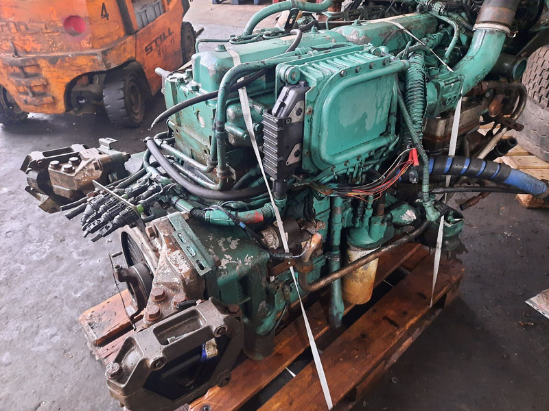Volvo D7C-310 EC99 - محرك: صورة 2 Volvo D7C-310 EC99 - محرك: صورة 2