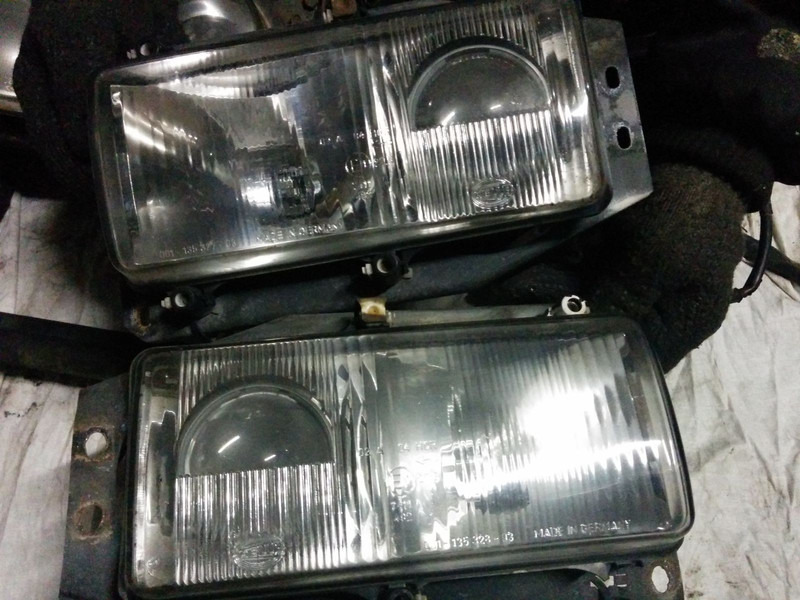 Volvo Скания омни линк - المصابيح الأمامية: صورة 3 Volvo Скания омни линк - المصابيح الأمامية: صورة 3