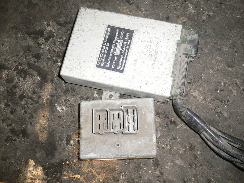 Volvo VDO 412.412/002/001 - وحدة إي سي يو: صورة 3 Volvo VDO 412.412/002/001 - وحدة إي سي يو: صورة 3