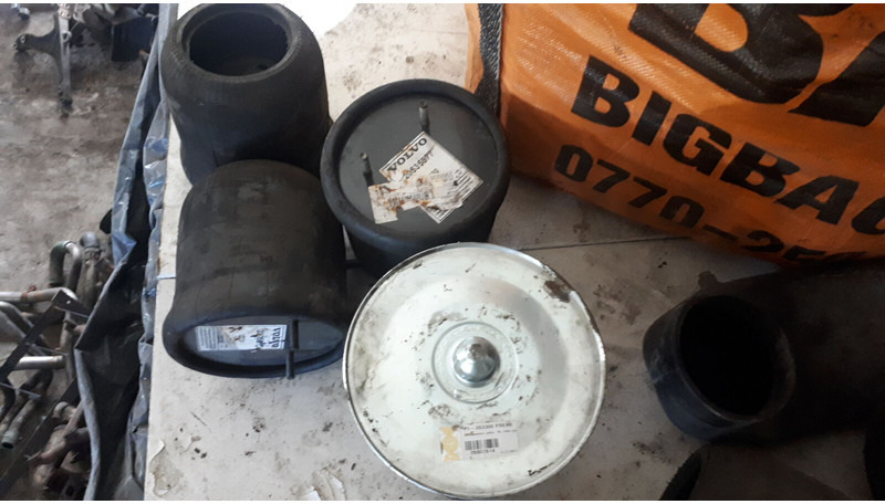 Volvo пневморессора . втулка стабилизатора - نظام التعليق الهوائي: صورة 4 Volvo пневморессора . втулка стабилизатора - نظام التعليق الهوائي: صورة 4