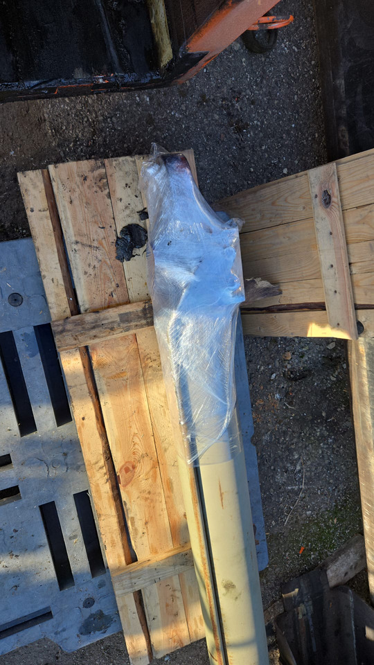 Tadano RTF40-3 - أسطوانة هيدروليكية - رافعة لجميع التضاريس: صورة 4 Tadano RTF40-3 - أسطوانة هيدروليكية - رافعة لجميع التضاريس: صورة 4