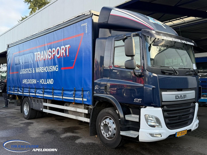 DAF CF 250 FA Euro 6, Schuifdak, Laadklep - شاحنة ذات ستائر جانبية: صورة 1 DAF CF 250 FA Euro 6, Schuifdak, Laadklep - شاحنة ذات ستائر جانبية: صورة 1