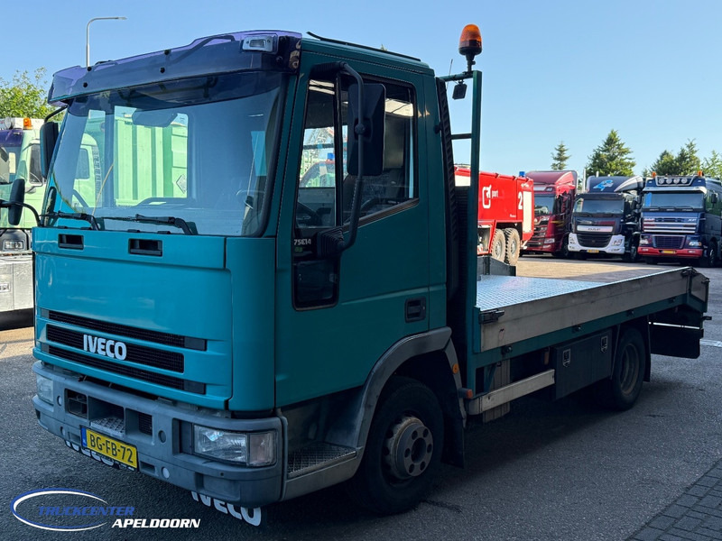 Iveco ML75E14 Handgeschakeld - شاحنة نقل سيارات شاحنة: صورة 2 Iveco ML75E14 Handgeschakeld - شاحنة نقل سيارات شاحنة: صورة 2