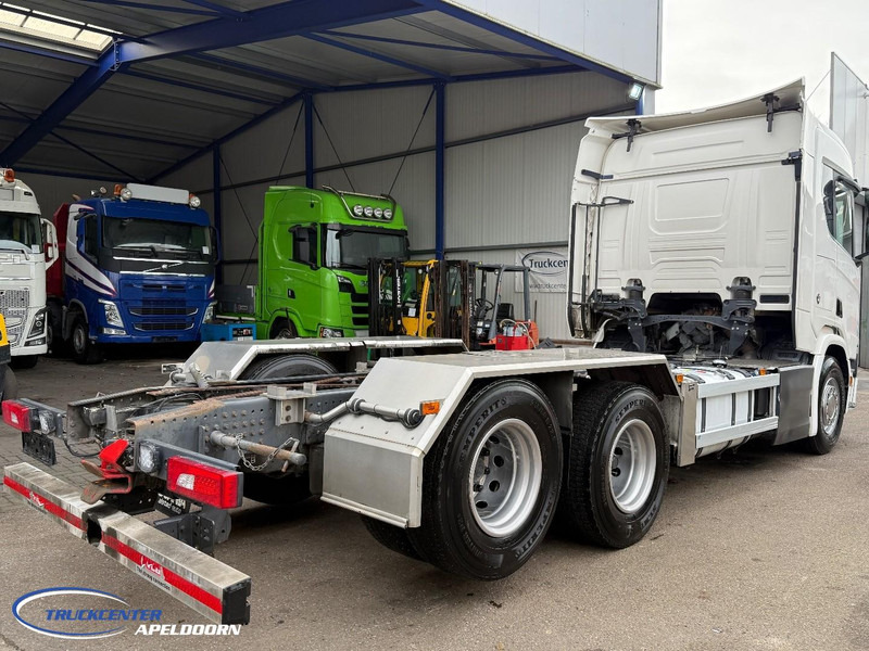 Scania R580 V8 NGS Retarder, 9000 kg Vooras, PTO, 6x2 - شاحنة بهيكل معدني للمقصورة: صورة 2 Scania R580 V8 NGS Retarder, 9000 kg Vooras, PTO, 6x2 - شاحنة بهيكل معدني للمقصورة: صورة 2