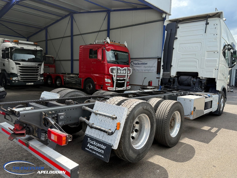 Volvo FH 750 Globetrotter XL, Retarder, 460 WB, Reduction axle, Pto - شاحنة بهيكل معدني للمقصورة: صورة 2 Volvo FH 750 Globetrotter XL, Retarder, 460 WB, Reduction axle, Pto - شاحنة بهيكل معدني للمقصورة: صورة 2