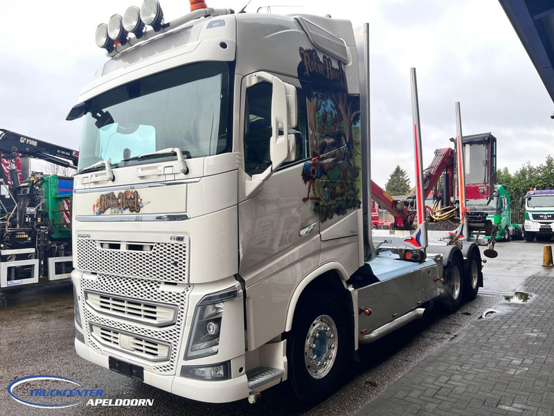 Volvo FH 750 Loglift, 6x4, Dynamic steering, Globetrotter - شاحنة قطع الأشجار, شاحنة كرين: صورة 4 Volvo FH 750 Loglift, 6x4, Dynamic steering, Globetrotter - شاحنة قطع الأشجار, شاحنة كرين: صورة 4