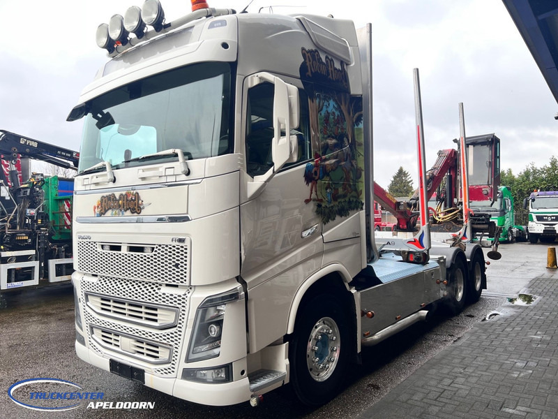Volvo FH 750 Loglift, 6x4, Dynamic steering - شاحنة قطع الأشجار, شاحنة كرين: صورة 4 Volvo FH 750 Loglift, 6x4, Dynamic steering - شاحنة قطع الأشجار, شاحنة كرين: صورة 4
