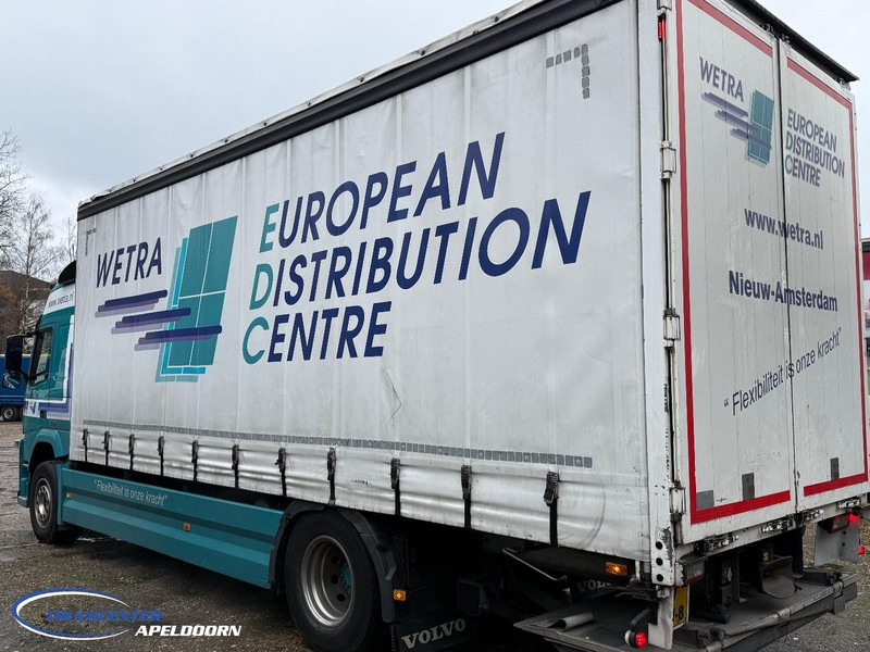 Volvo FM Schuifdak, Laadklep, Globetrotter - شاحنة ذات ستائر جانبية: صورة 4 Volvo FM Schuifdak, Laadklep, Globetrotter - شاحنة ذات ستائر جانبية: صورة 4