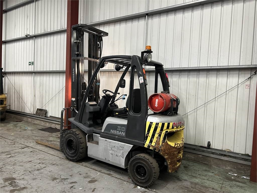 Nissan U1D2A20LQ - رافعة شوكية تعمل بالغاز: صورة 3 Nissan U1D2A20LQ - رافعة شوكية تعمل بالغاز: صورة 3