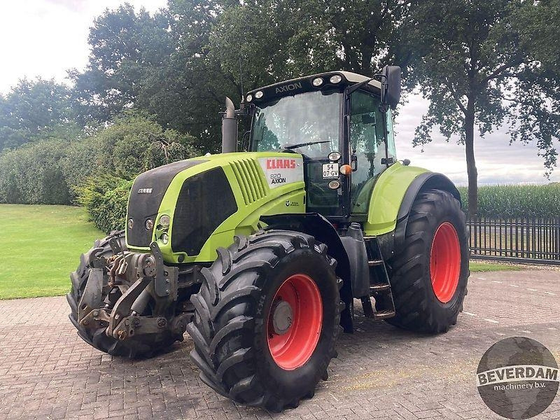 Claas Axion 820 - جرار: صورة 1 Claas Axion 820 - جرار: صورة 1