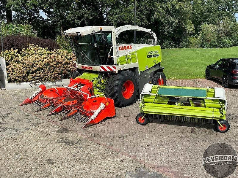 Claas Jaguar 870 492 Speedstar - آلات زراعية: صورة 1 Claas Jaguar 870 492 Speedstar - آلات زراعية: صورة 1