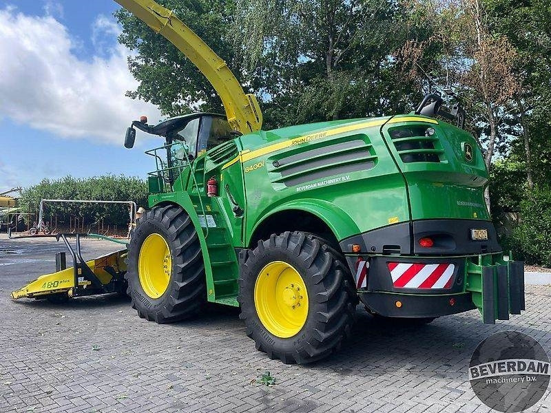 John Deere 8400 - آلات زراعية: صورة 4 John Deere 8400 - آلات زراعية: صورة 4