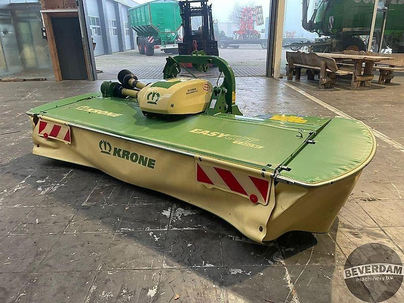 Krone F320M Push - جزازة العشب: صورة 1 Krone F320M Push - جزازة العشب: صورة 1