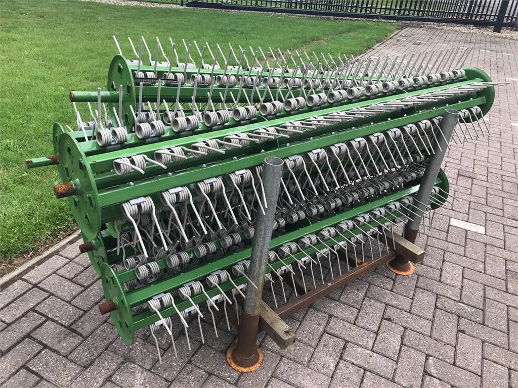 Krone Pick-up nieuw zonder beugels - ملحقاتحصادة الأعلاف: صورة 4 Krone Pick-up nieuw zonder beugels - ملحقاتحصادة الأعلاف: صورة 4