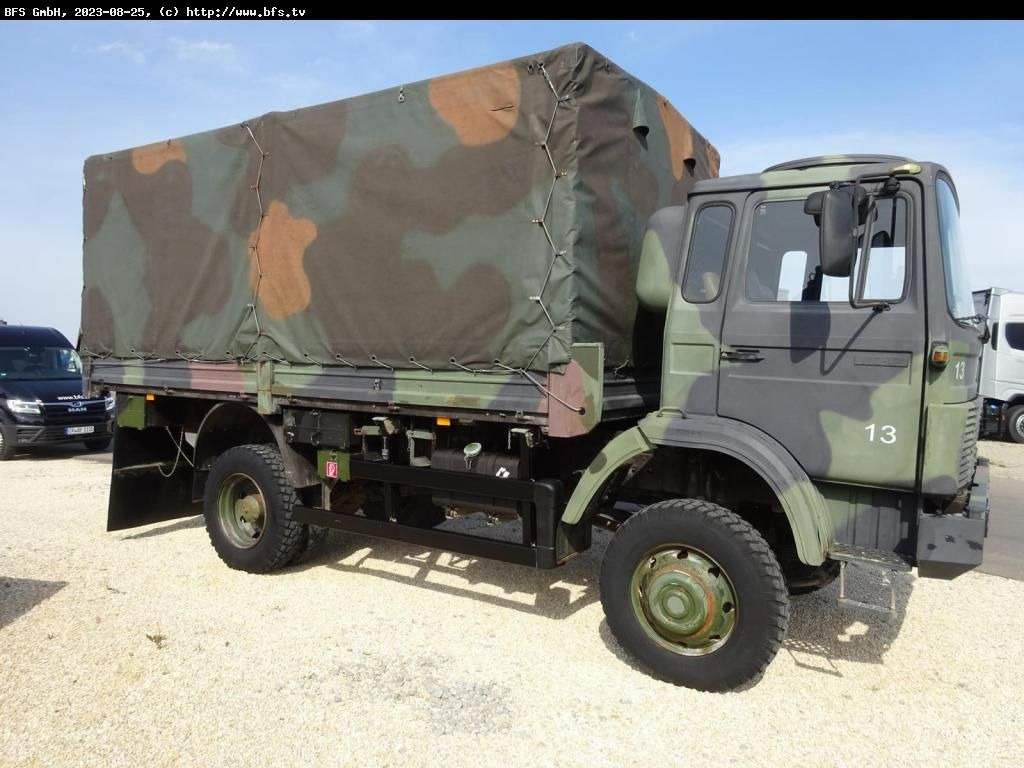 Iveco Magirus 110-17 AW oldtimerfähig - شاحنة ذات ستائر جانبية: صورة 1 Iveco Magirus 110-17 AW oldtimerfähig - شاحنة ذات ستائر جانبية: صورة 1