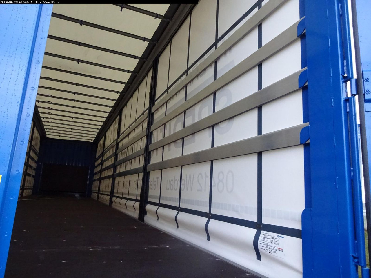 Krone Sattelauflieger SDP 27 eLB4-CS Krone, Schiebever - نصف مقطورة بستائر جانبية: صورة 4 Krone Sattelauflieger SDP 27 eLB4-CS Krone, Schiebever - نصف مقطورة بستائر جانبية: صورة 4