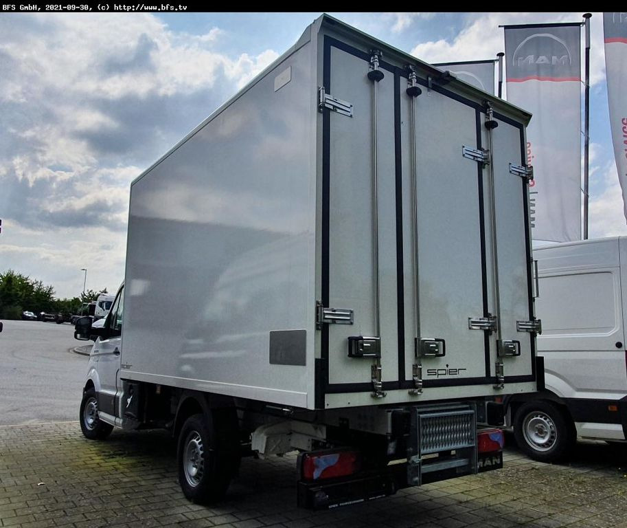 MAN TGE 3.140 4x2 F SB Bi-Temp Kühlkoffer, Carrier P MAN TGE 3.140 4x2 F SB Bi-Temp Kühlkoffer, Carrier P - شاحنة توصيل مبردة: صورة 3 MAN TGE 3.140 4x2 F SB Bi-Temp Kühlkoffer, Carrier P MAN TGE 3.140 4x2 F SB Bi-Temp Kühlkoffer, Carrier P - شاحنة توصيل مبردة: صورة 3