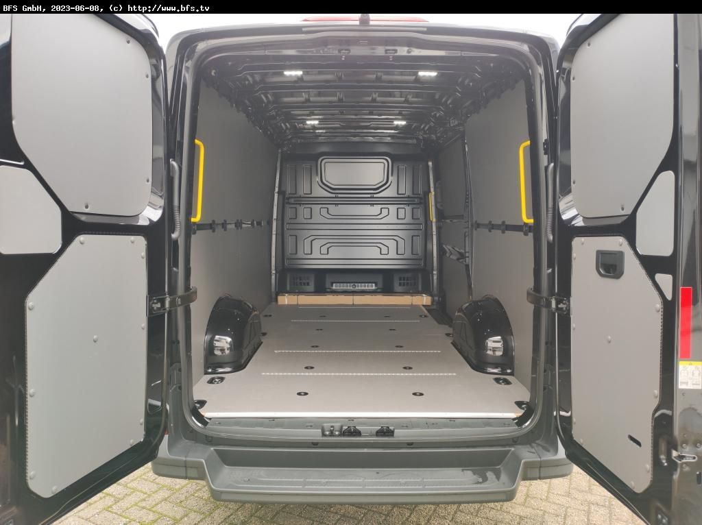 MAN TGE 3.140 4x2 SB Kastenwagen mit DSG und Dachre - فان: صورة 3 MAN TGE 3.140 4x2 SB Kastenwagen mit DSG und Dachre - فان: صورة 3