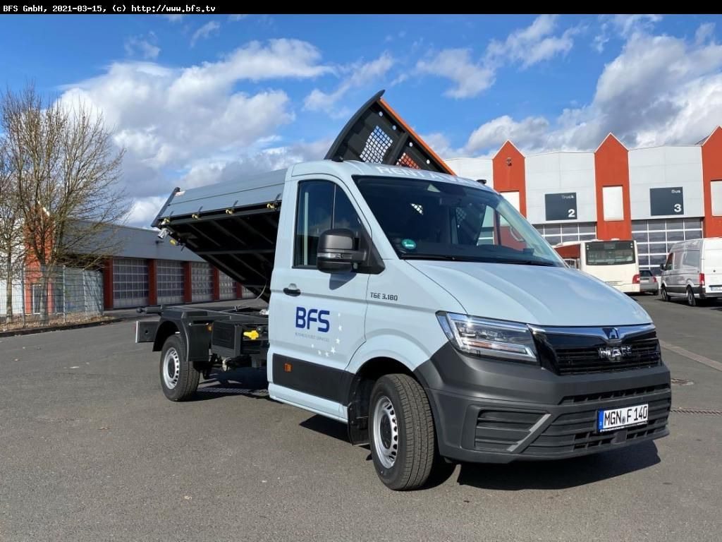 MAN TGE 3.180 4x2 F SB Dreiseitenkipper - قلاب صغير: صورة 2 MAN TGE 3.180 4x2 F SB Dreiseitenkipper - قلاب صغير: صورة 2