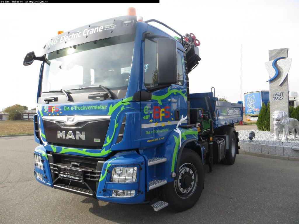 MAN TGS 18.420 4x4H BL HMF,Elektrokran 1820 K4 RC - شاحنة قلاب: صورة 1 MAN TGS 18.420 4x4H BL HMF,Elektrokran 1820 K4 RC - شاحنة قلاب: صورة 1