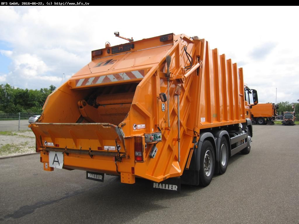 MAN TGS 28.320 6x2-4 BL Sperrmüll Haller M21 x1 C oh - شاحنة قمامة: صورة 2 MAN TGS 28.320 6x2-4 BL Sperrmüll Haller M21 x1 C oh - شاحنة قمامة: صورة 2