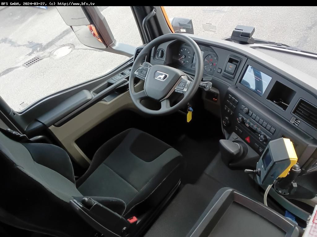 MAN TGS (TG3) 28.510 6x4-4 BL CH WiDi Fassi 15mt - شاحنة قلاب: صورة 4 MAN TGS (TG3) 28.510 6x4-4 BL CH WiDi Fassi 15mt - شاحنة قلاب: صورة 4