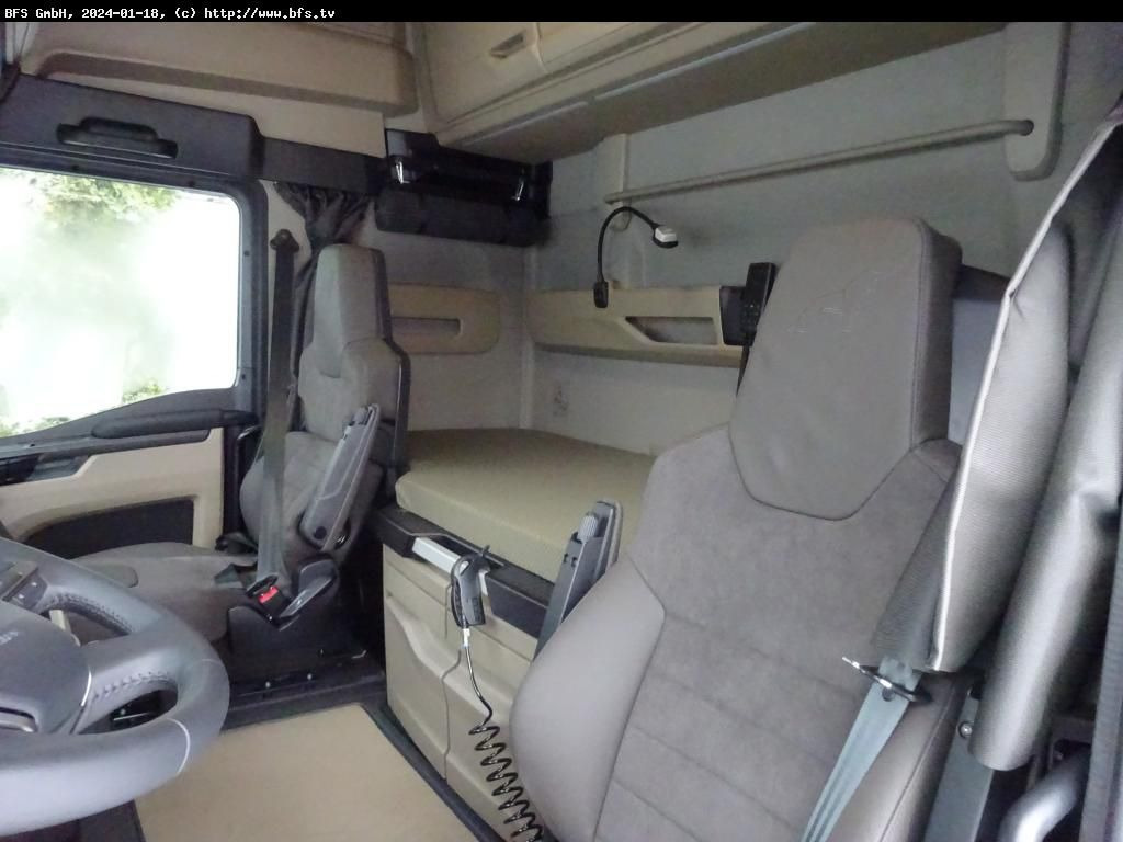 MAN TGX (TG3) 18.640 4x2 LL SA D38, Spiegellos MAN TGX (TG3) 18.640 4x2 LL SA D38, Spiegellos - رأس تريلا: صورة 3 MAN TGX (TG3) 18.640 4x2 LL SA D38, Spiegellos MAN TGX (TG3) 18.640 4x2 LL SA D38, Spiegellos - رأس تريلا: صورة 3