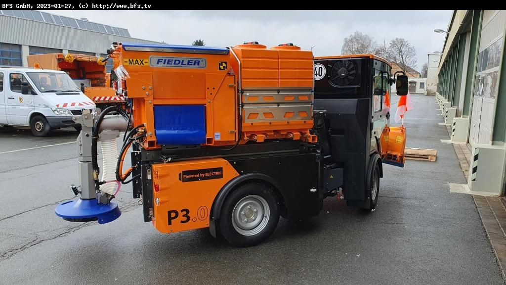 Pony P3.0 Pony P3.0 - سياره كنس شوارع: صورة 3 Pony P3.0 Pony P3.0 - سياره كنس شوارع: صورة 3