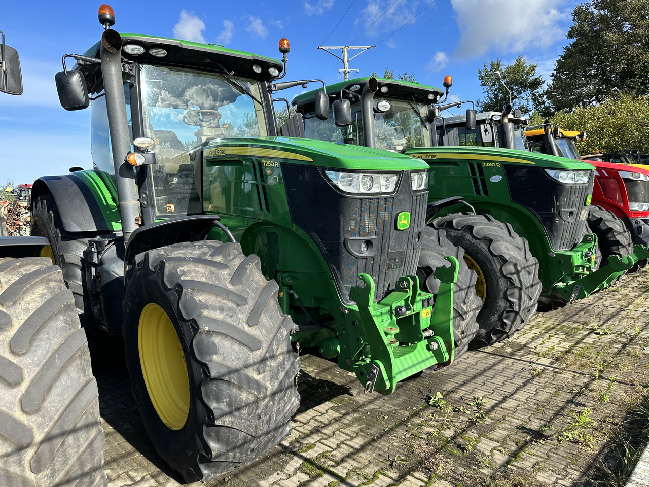 John Deere 7290R AutoPower 55 km/h ABS 310 PS GPS - جرار: صورة 3 John Deere 7290R AutoPower 55 km/h ABS 310 PS GPS - جرار: صورة 3