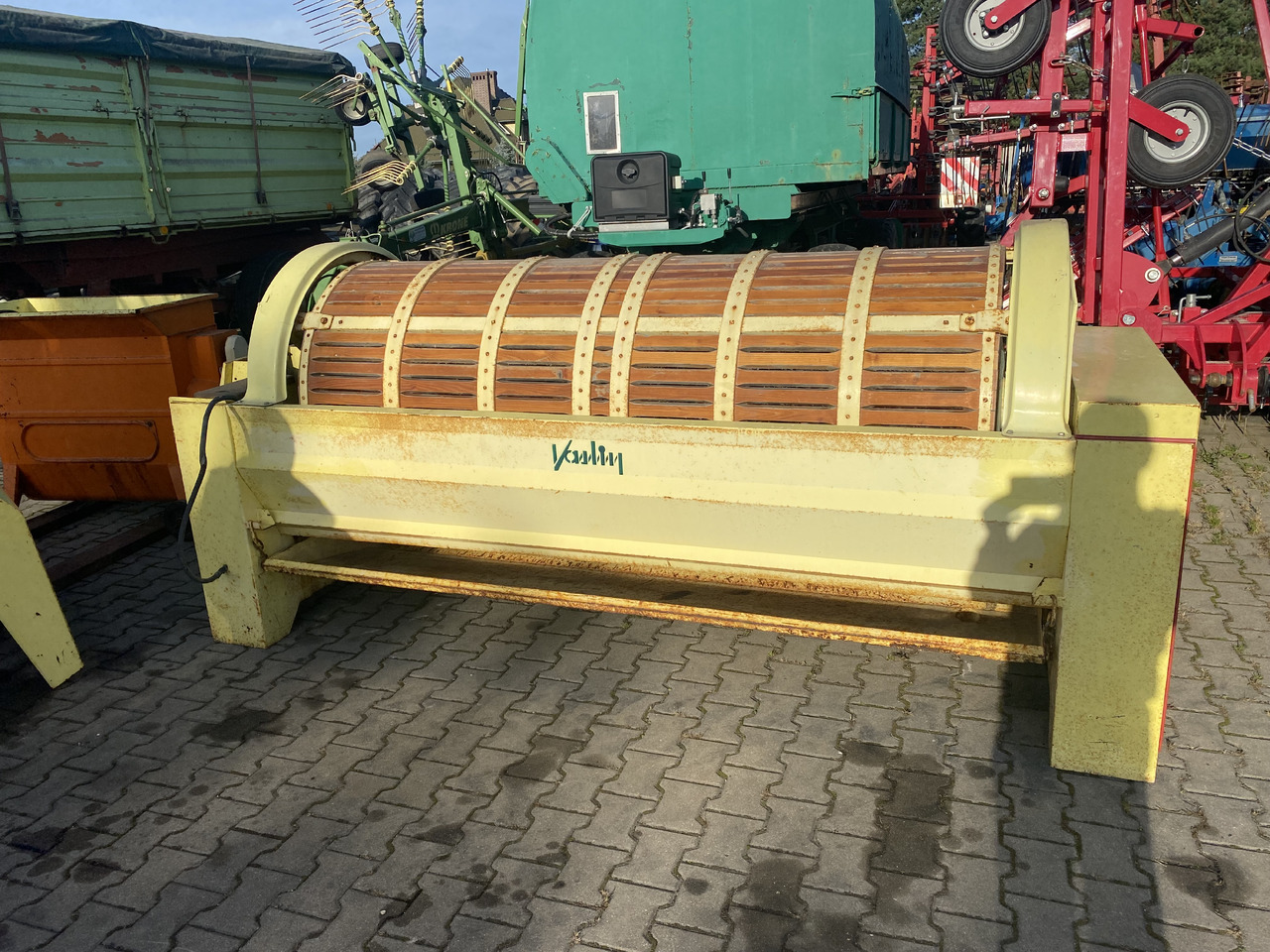 Vaslin Veritas 12 HL - معدات ما بعد الحصاد: صورة 1 Vaslin Veritas 12 HL - معدات ما بعد الحصاد: صورة 1
