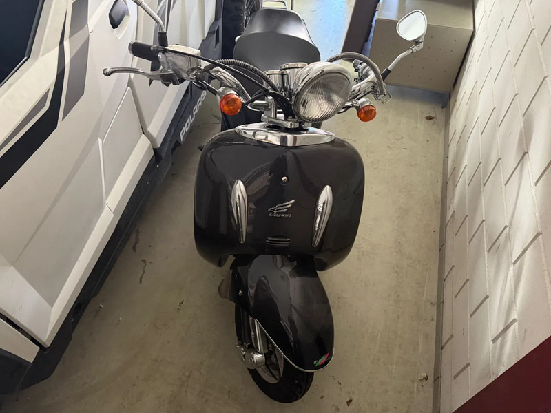 BENZHOU 50RETRO 50RETRO - دراجة نارية: صورة 5 BENZHOU 50RETRO 50RETRO - دراجة نارية: صورة 5