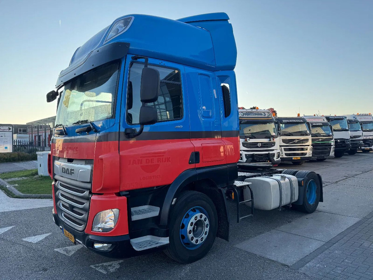 DAF CF 410 4X2 STANDARD EURO 6 FRIDGE - مقطورة السحب: صورة 1 DAF CF 410 4X2 STANDARD EURO 6 FRIDGE - مقطورة السحب: صورة 1