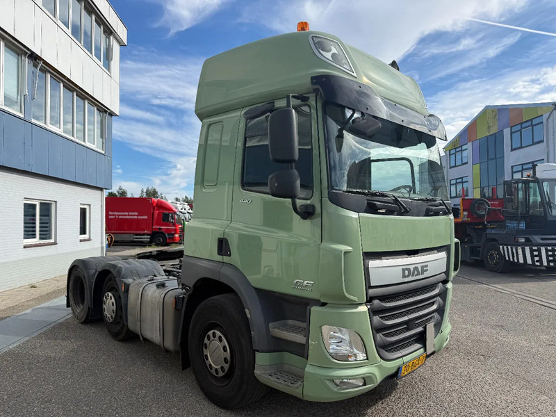 DAF CF 440 CF440 6X2 MET HYDROLIEK SYSTEEM - مقطورة السحب: صورة 2 DAF CF 440 CF440 6X2 MET HYDROLIEK SYSTEEM - مقطورة السحب: صورة 2