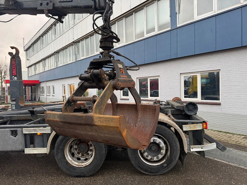 DAF CF 75.310 6X2 EURO 5 HMF 1244 Z2 + REMOTE + HIAB 17T HOOK - شاحنة كرين: صورة 4 DAF CF 75.310 6X2 EURO 5 HMF 1244 Z2 + REMOTE + HIAB 17T HOOK - شاحنة كرين: صورة 4