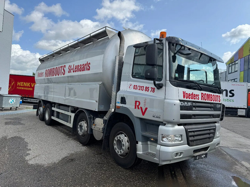 DAF CF 85.360 8X2 EURO 5 + TANK 32.700 LITER - LAMBRECHT - شاحنة صهريج: صورة 3 DAF CF 85.360 8X2 EURO 5 + TANK 32.700 LITER - LAMBRECHT - شاحنة صهريج: صورة 3