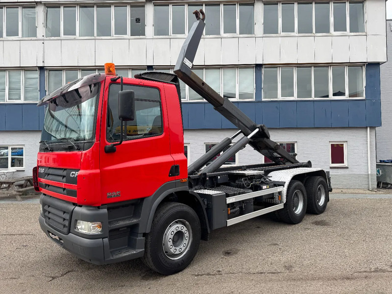 DAF CF 85.430 6X4 EURO 3 FULL STEEL VDL 25 TON - شاحنة برافعة خطافية: صورة 1 DAF CF 85.430 6X4 EURO 3 FULL STEEL VDL 25 TON - شاحنة برافعة خطافية: صورة 1