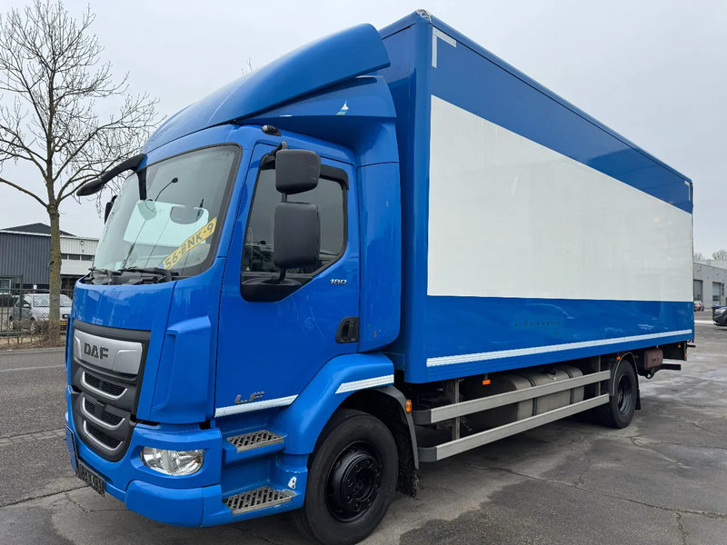 DAF LF 180 4X2 - EURO 6 + DHOLLANDIA LIFT - شاحنة صندوقية: صورة 1 DAF LF 180 4X2 - EURO 6 + DHOLLANDIA LIFT - شاحنة صندوقية: صورة 1