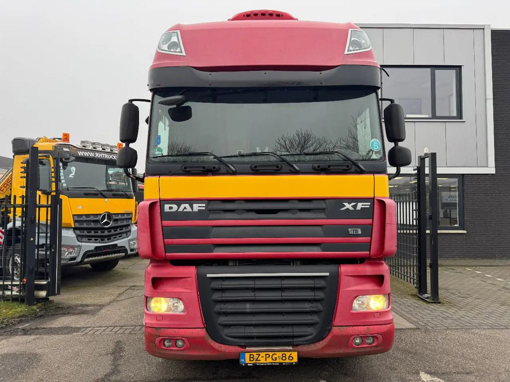 DAF XF 105.460 4X2 - EURO 5 + FULL SPOILER + NL TRUC - مقطورة السحب: صورة 2 DAF XF 105.460 4X2 - EURO 5 + FULL SPOILER + NL TRUC - مقطورة السحب: صورة 2