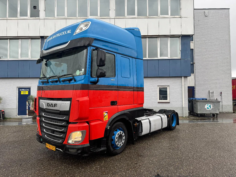DAF XF 450 4X2 EURO 6 MEGA DOUBLE TANK - رأس تريلا: صورة 1 DAF XF 450 4X2 EURO 6 MEGA DOUBLE TANK - رأس تريلا: صورة 1