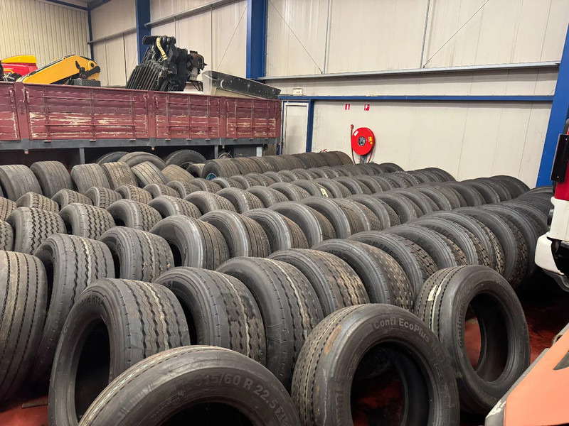 Diversen COVERBANDEN *315/60R22.5 / 385/55R22.5 / 385/65R22.5 TYRES - إطارات - شاحنة: صورة 2 Diversen COVERBANDEN *315/60R22.5 / 385/55R22.5 / 385/65R22.5 TYRES - إطارات - شاحنة: صورة 2