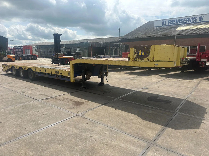 ES-GE 3 SOU-1N, LAST AXLE STEERING, 4 M EXTENDABLE , HYDRAULICS RAMPS - نصف مقطورة بلودر منخفض: صورة 2 ES-GE 3 SOU-1N, LAST AXLE STEERING, 4 M EXTENDABLE , HYDRAULICS RAMPS - نصف مقطورة بلودر منخفض: صورة 2
