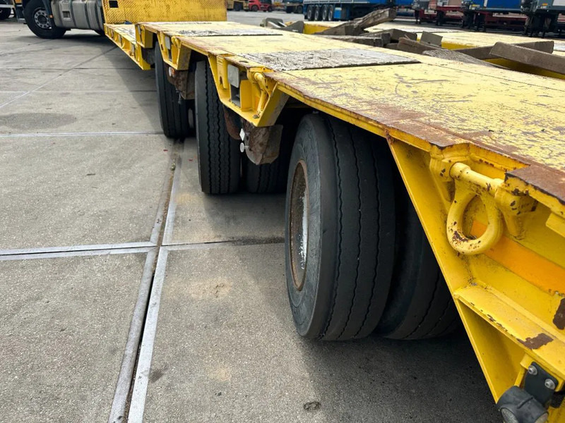 Goldhofer 3 AS GESTUURD REMOTE CONTROLE 1,2 M EXTENDABLE - نصف مقطورة بلودر منخفض: صورة 3 Goldhofer 3 AS GESTUURD REMOTE CONTROLE 1,2 M EXTENDABLE - نصف مقطورة بلودر منخفض: صورة 3