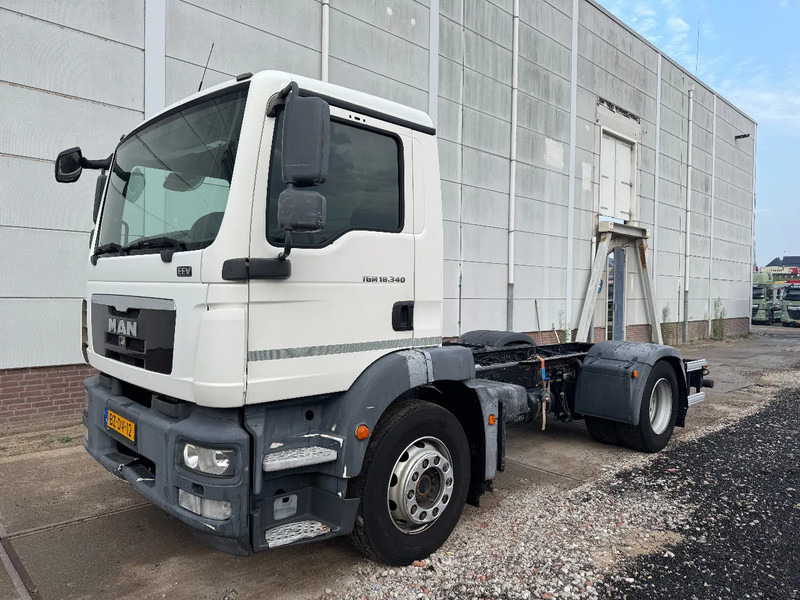 MAN TGM 18.340 4X2 EURO 5 CHASSIS - شاحنة بهيكل معدني للمقصورة: صورة 1 MAN TGM 18.340 4X2 EURO 5 CHASSIS - شاحنة بهيكل معدني للمقصورة: صورة 1