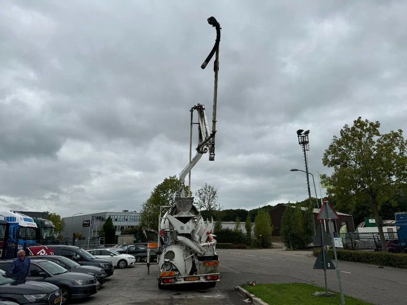 MAN TGS 35.400 8X4 PUTZMEISTER PUMP 21-3 + LIEBHERR MIXER - مضخة خرسانة: صورة 3 MAN TGS 35.400 8X4 PUTZMEISTER PUMP 21-3 + LIEBHERR MIXER - مضخة خرسانة: صورة 3